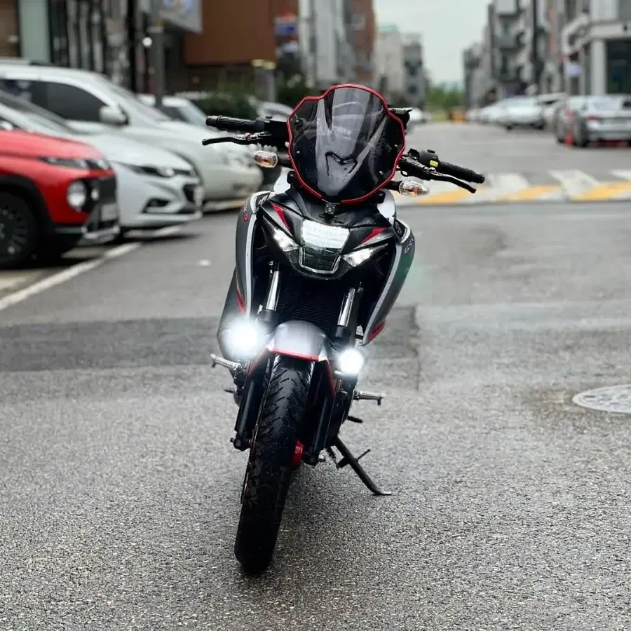 스즈끼gsxs125 19년식 2만키로 240만원 판매합니다