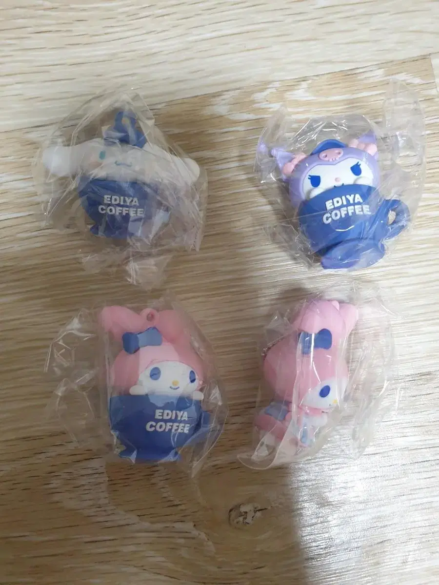 Ideya Sanrio Figures sealed sells