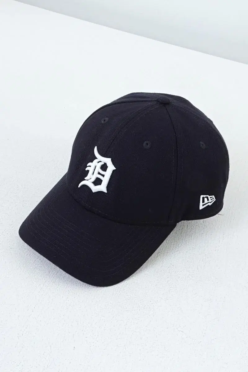 (F) New Era Baseball Ballcap Hat Navy Old School ACCIO