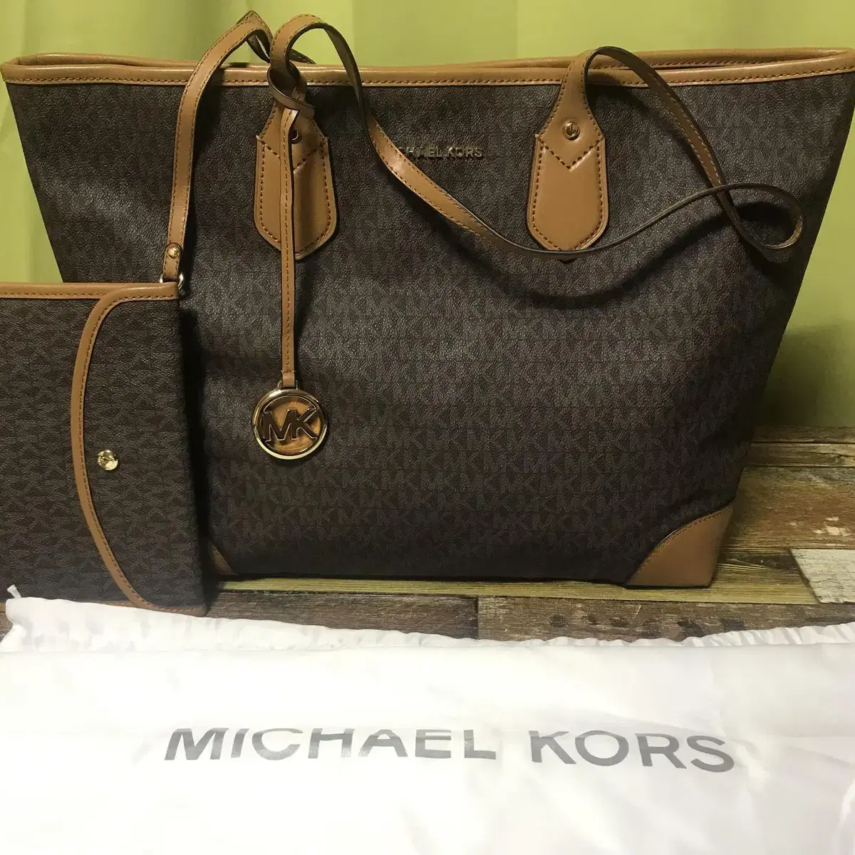 마이클 코어스 MICHAEL KORS 정품 숄더백