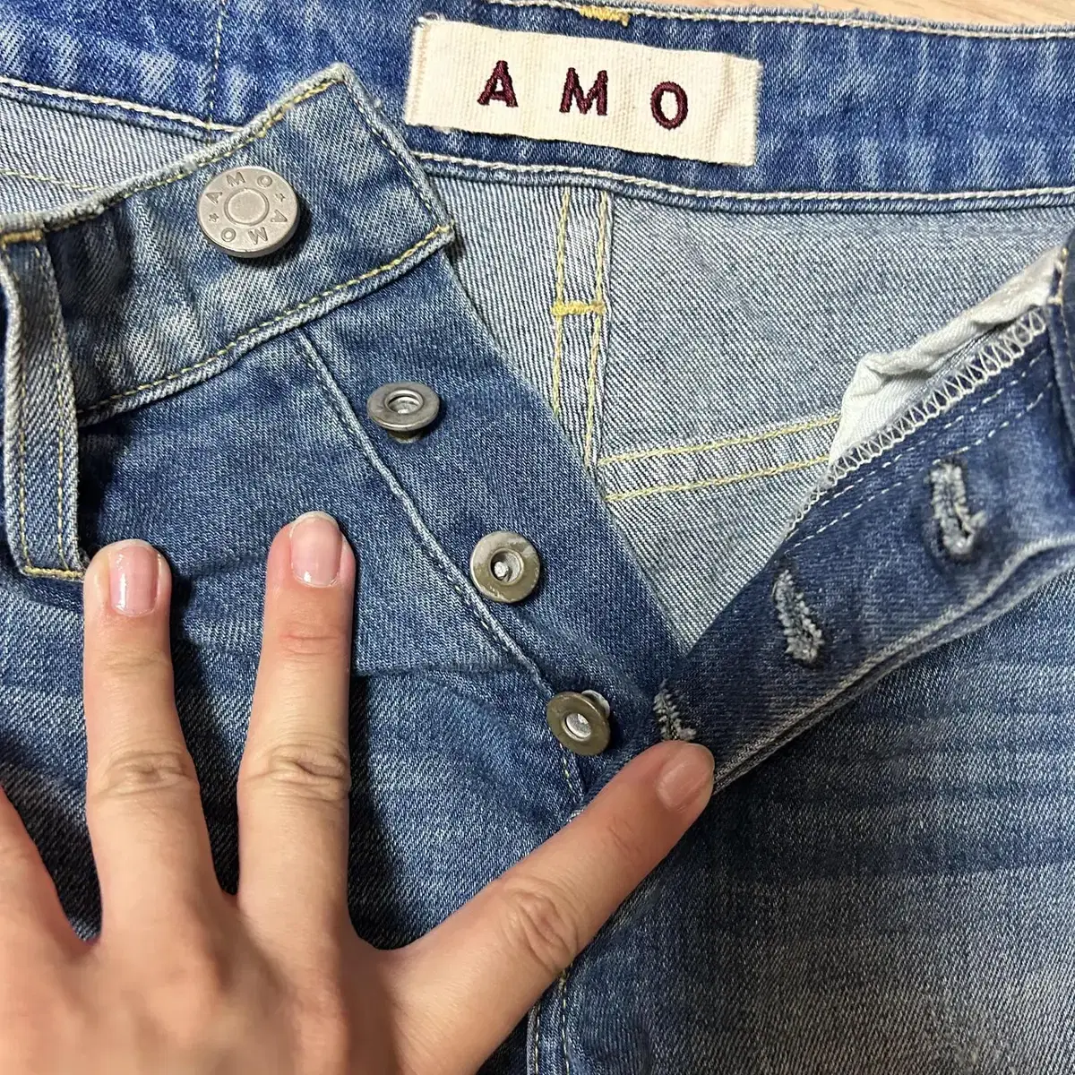 Amo babe shorts 아모 베이베 데님 쇼츠 핫팬츠