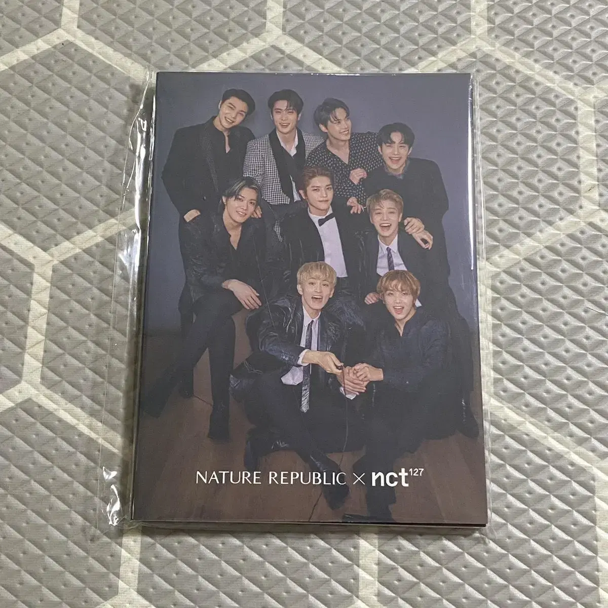 Unsealed) Nature's Public nct 127 photobook Sells