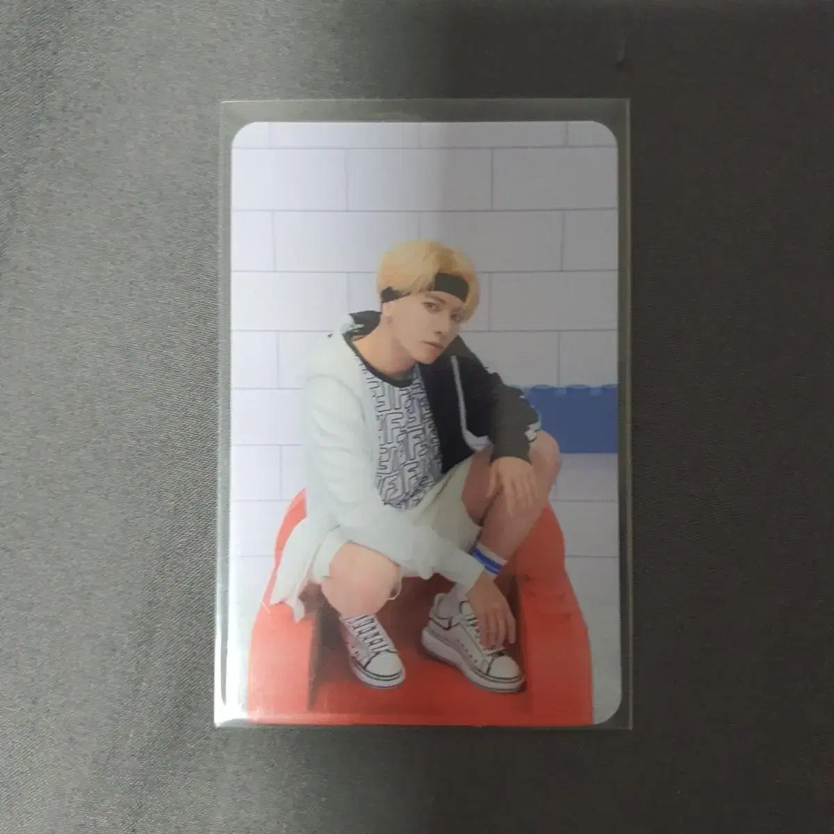 TXT txt taehyun 553 yizhiyu 1st photocard Sell