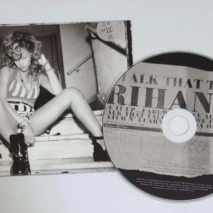 리아나 Talk That Talk 디럭스 앨범 시디 CD 리한나