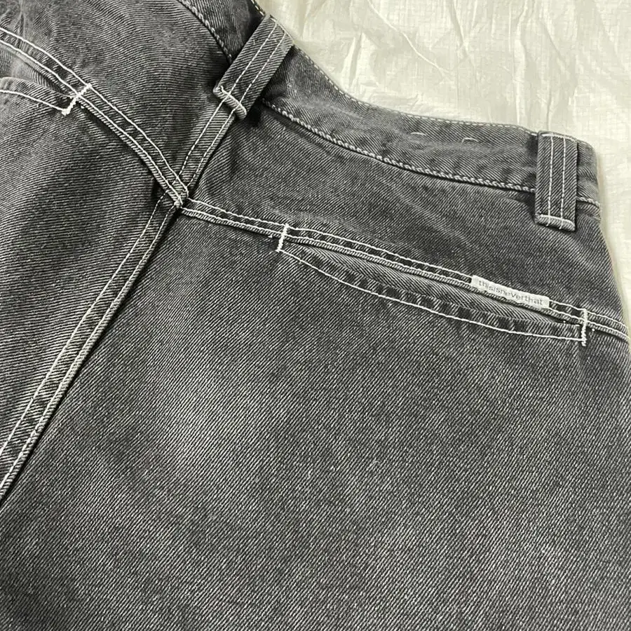 디스이즈네버댓 Paneled Jean (M)