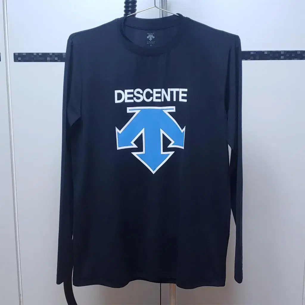 Descente Athletic Original Women's Sports T-Shirt 95 D-813