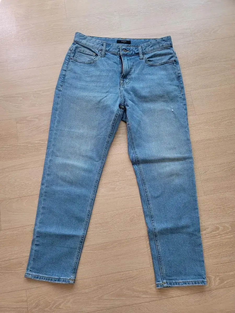 Top ten tapered fit denim size 29 true to size