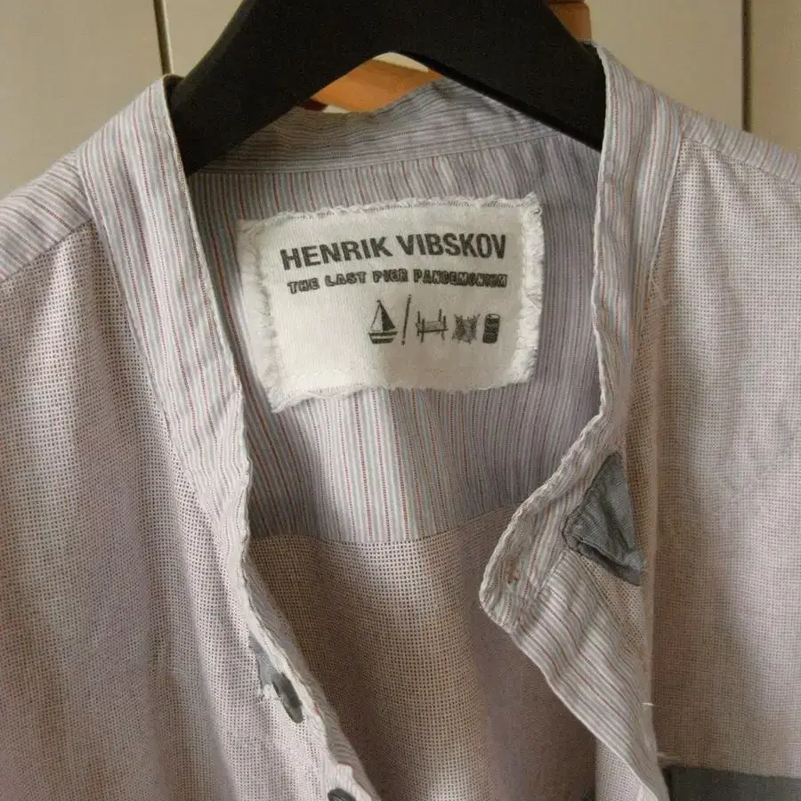 Henrik Vibskov shirt