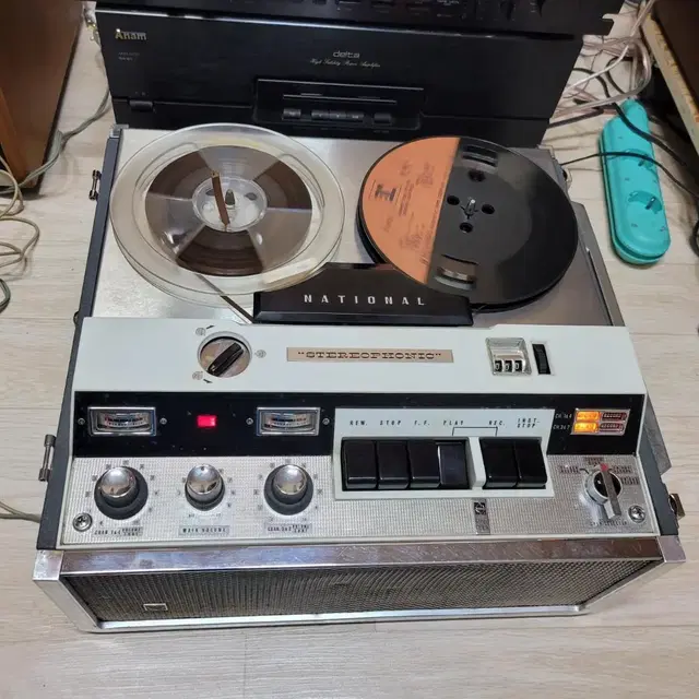 National RS-772 4트랙 릴데크