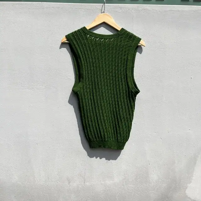 vintage handmade knit vest