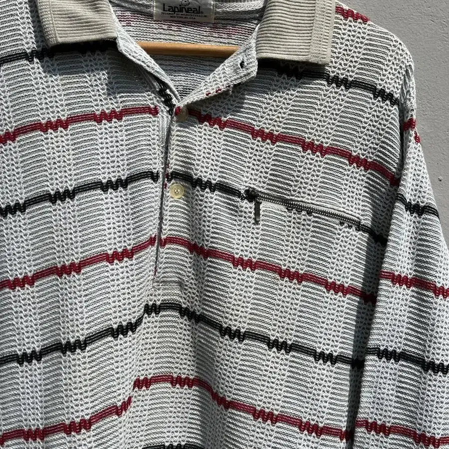 80s vital sign pattern collar neck knit