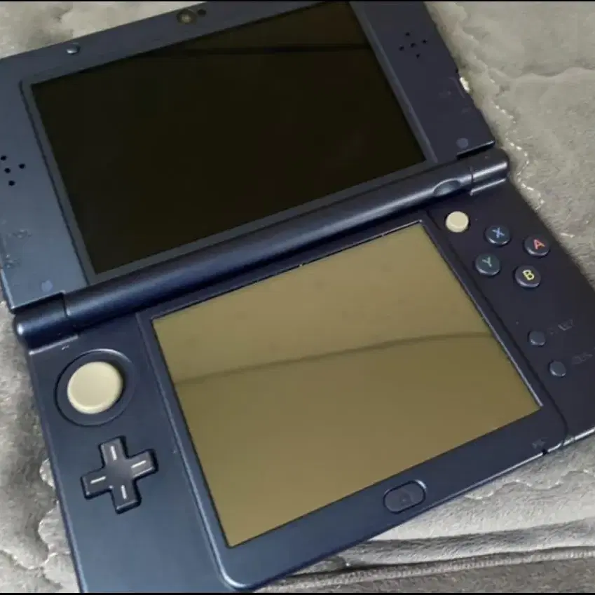 New 닌텐도 3DS XL, 게임팩