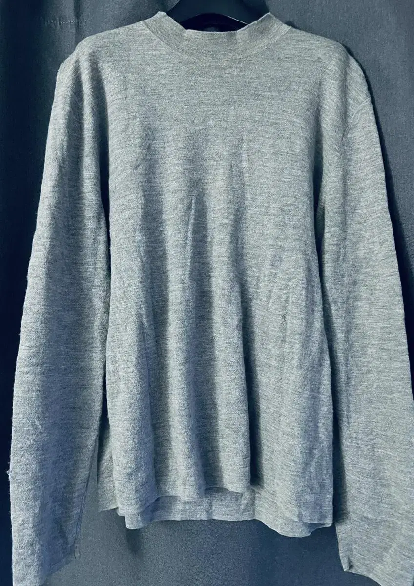 COS Gray long-sleeved wool shirt