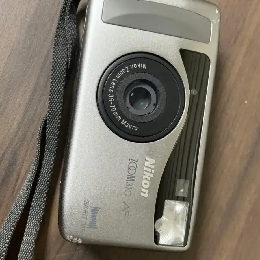 니콘 Nikon zoom 310 af 자동 필름카메라