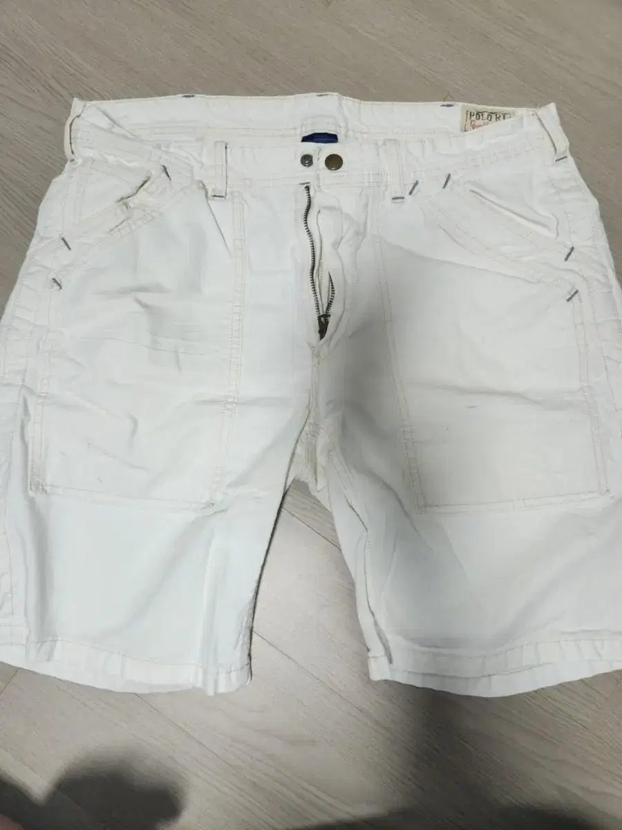 Polo shorts/white denim/workwear 31-32