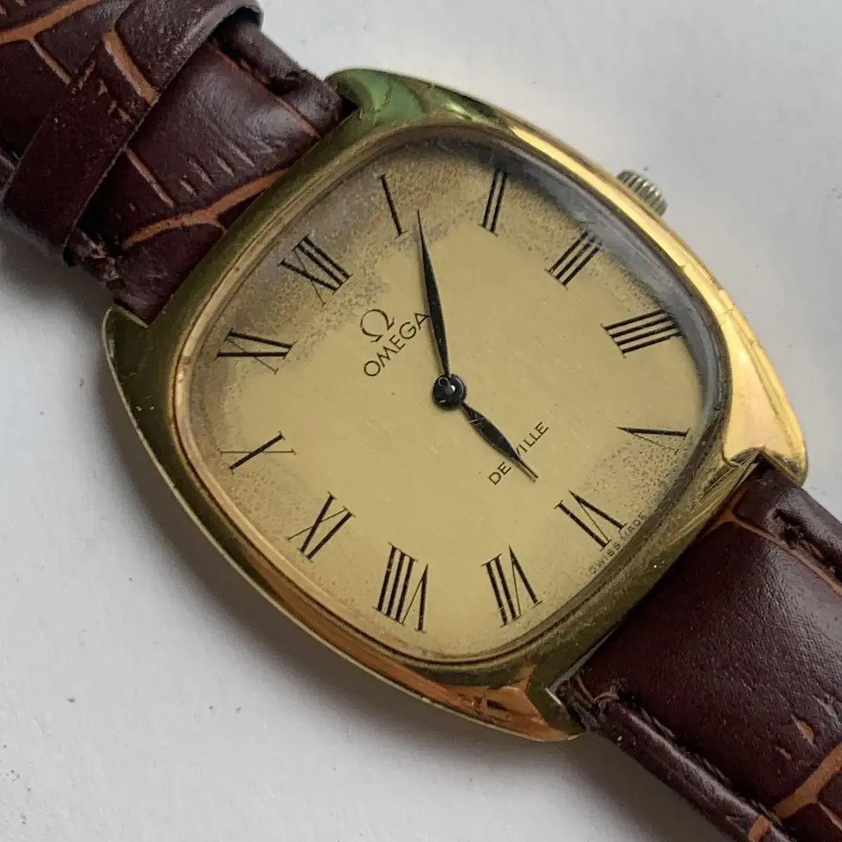 [Closed-down sale] Omega De Ville manual watch