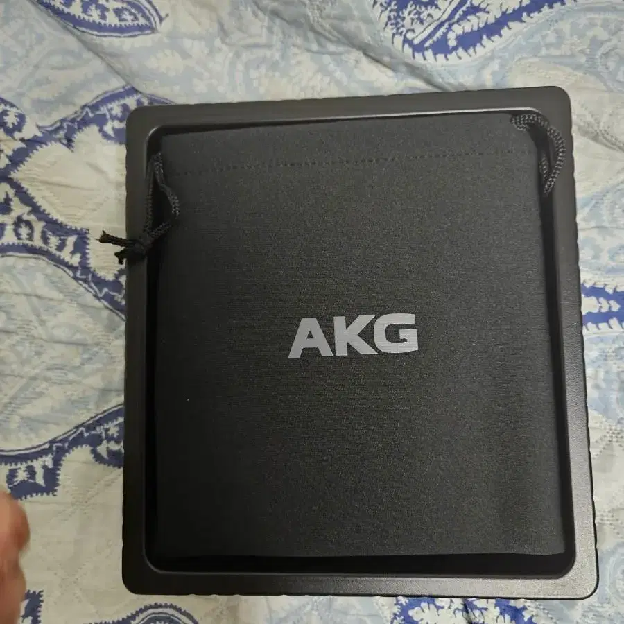 AKG Y50 bt