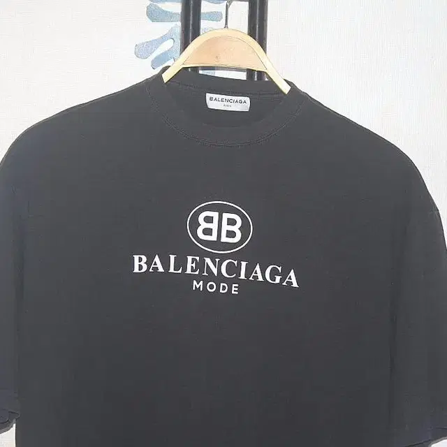 BALENCIAGA  발렌시아가블렉BB오버핏반팔  XS