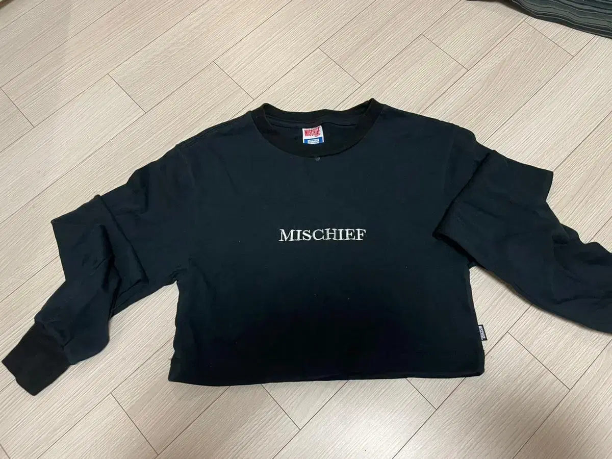 Mischief Long Sleeve Crop Tee