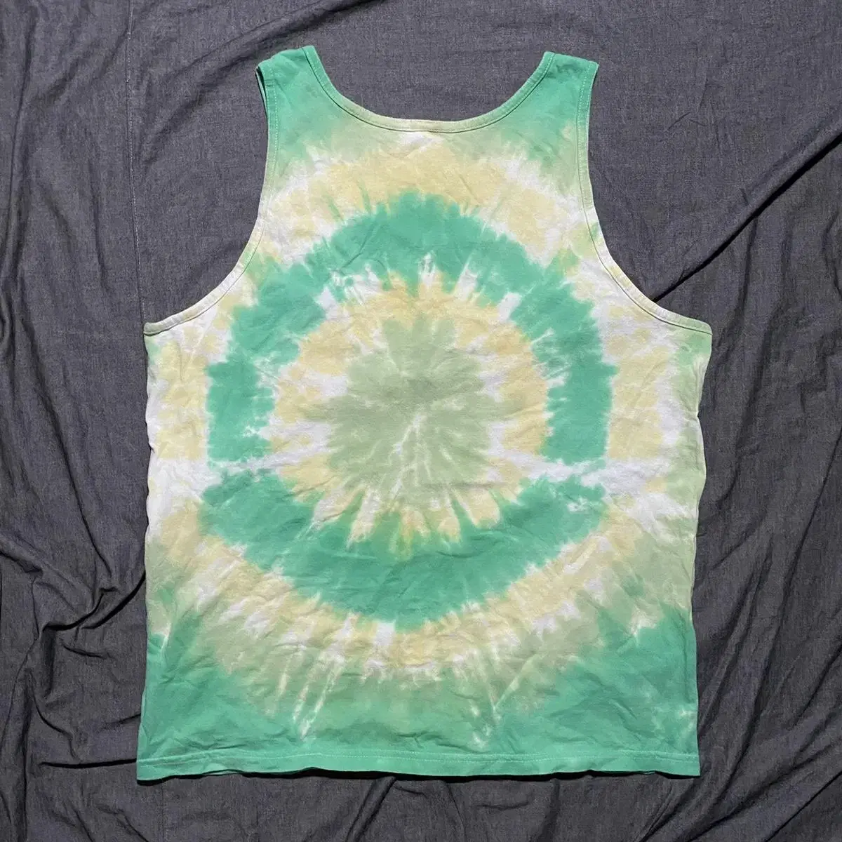 Ripple Junction R&M Tank Shirts Sz L