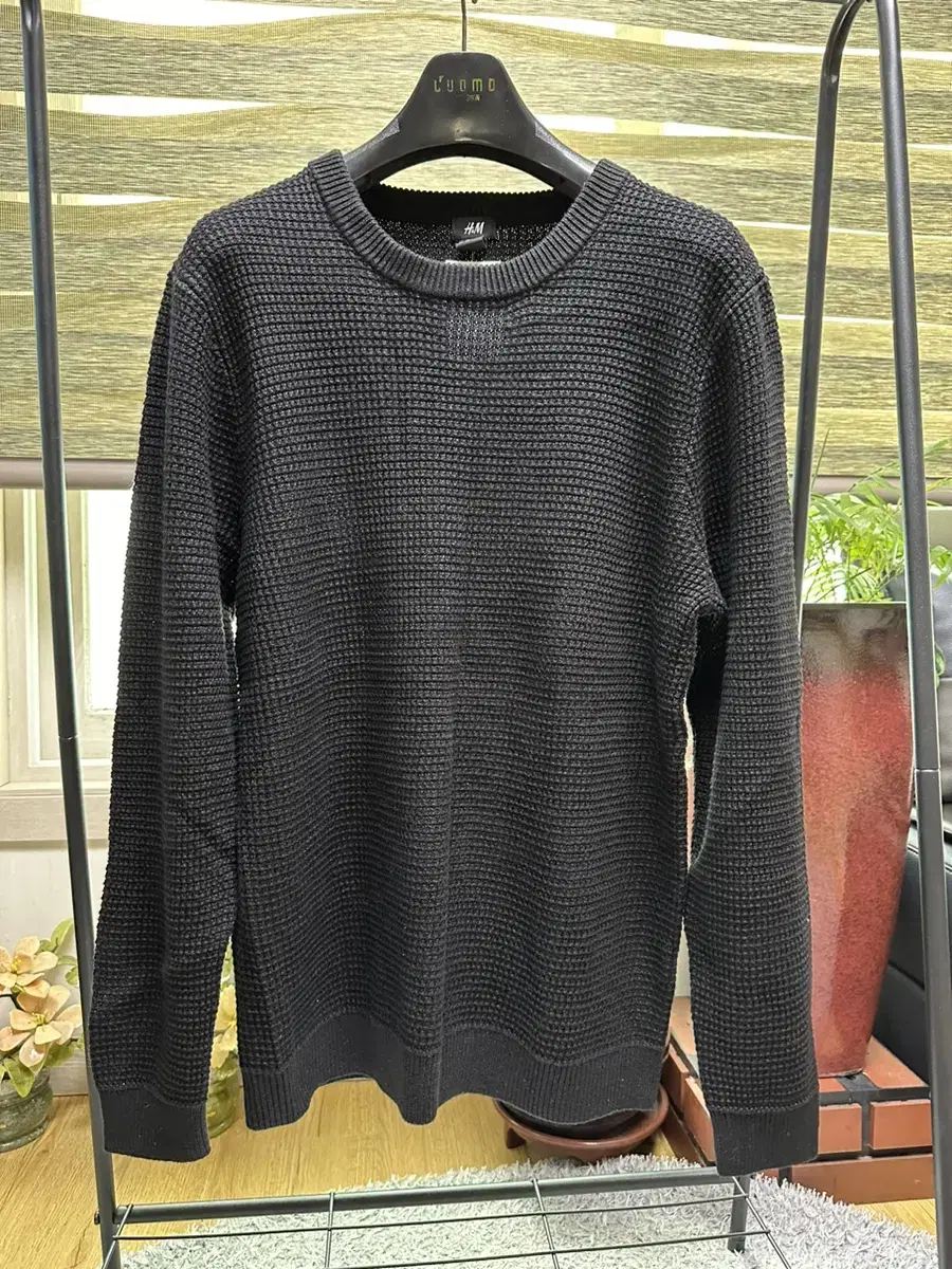 [XL]122.H&M Black Knit (New)