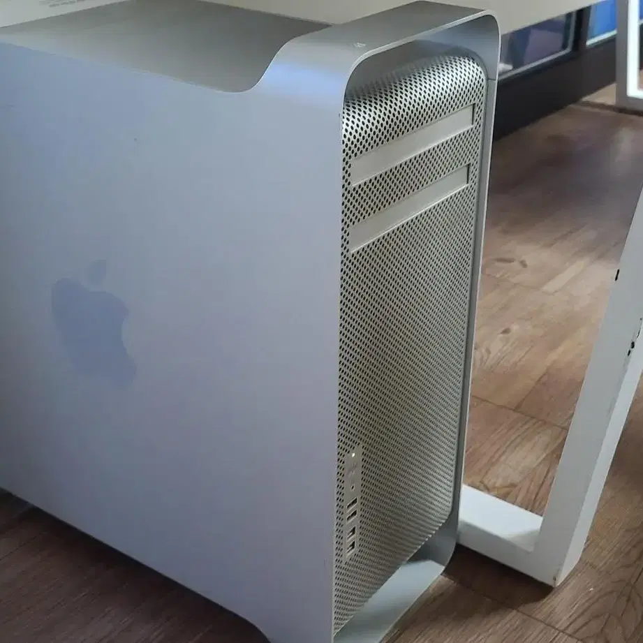 early 2009 Mac pro