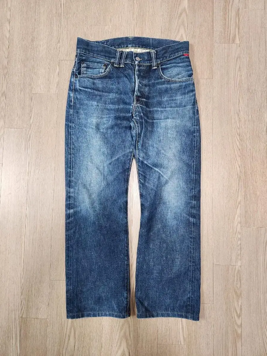 Anachronome bloo Washed Denim Pants