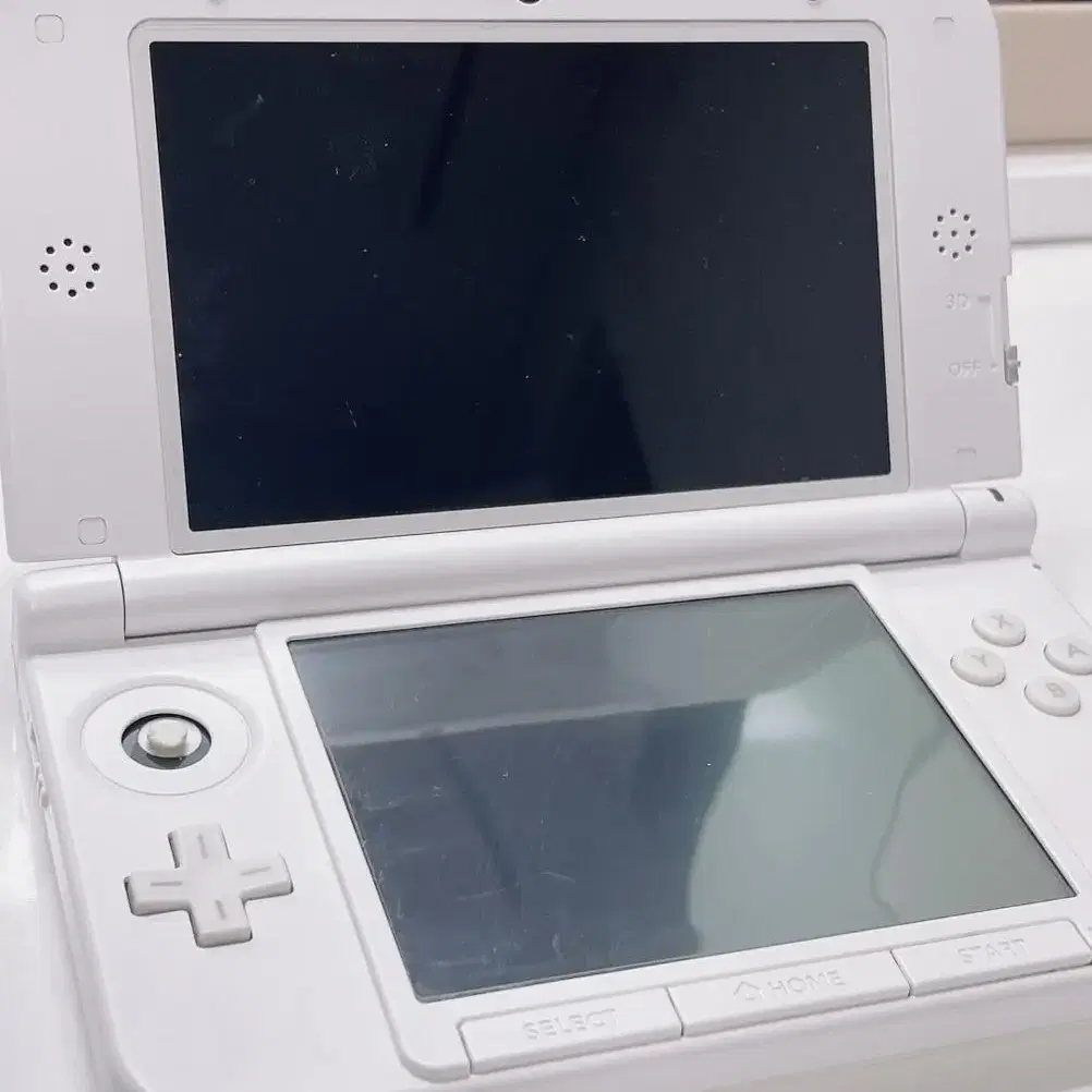 닌텐도 3ds xl (한국판) 화이트 팔아요 ! + 동물의 숲