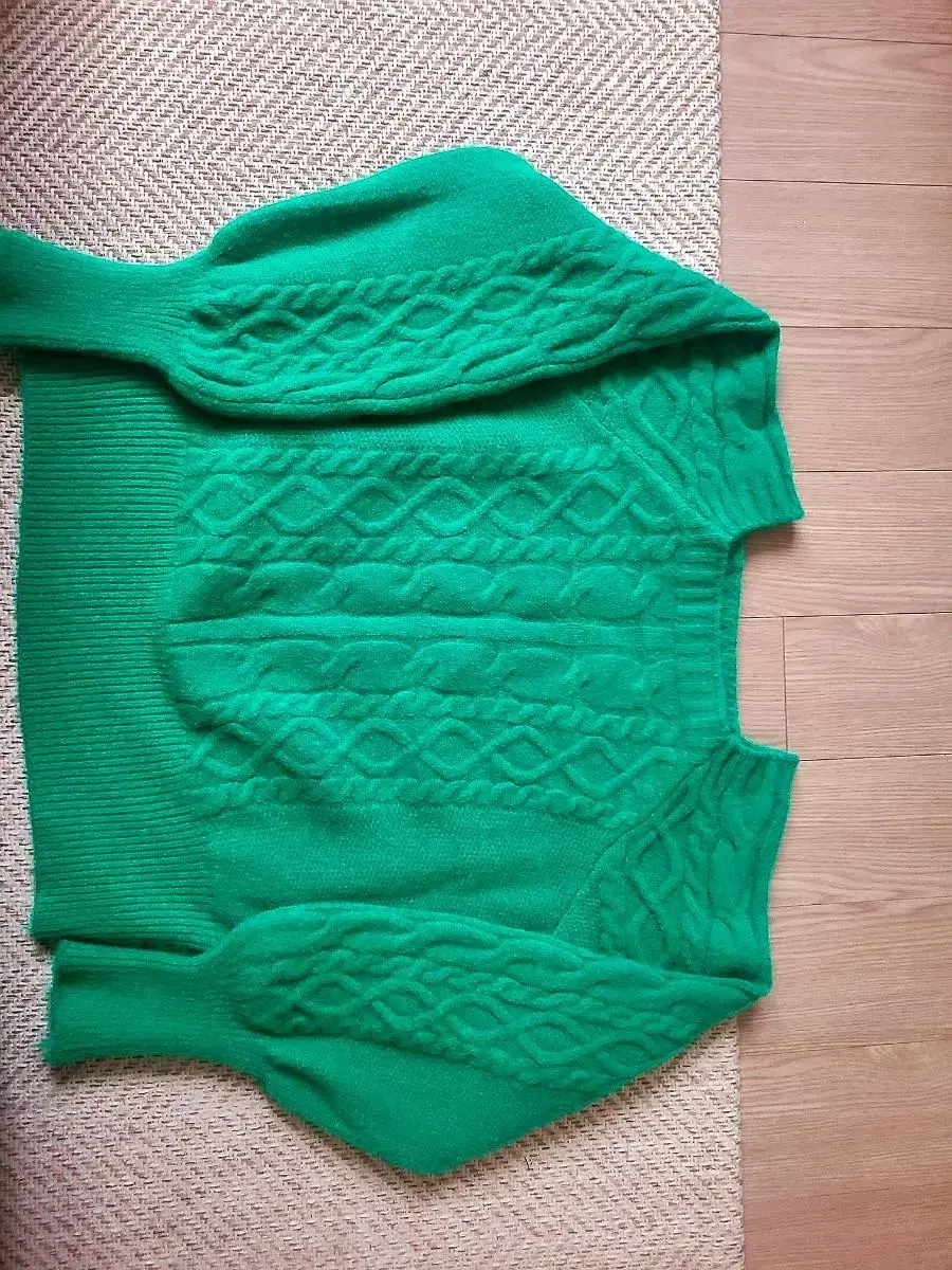 Knit & vest