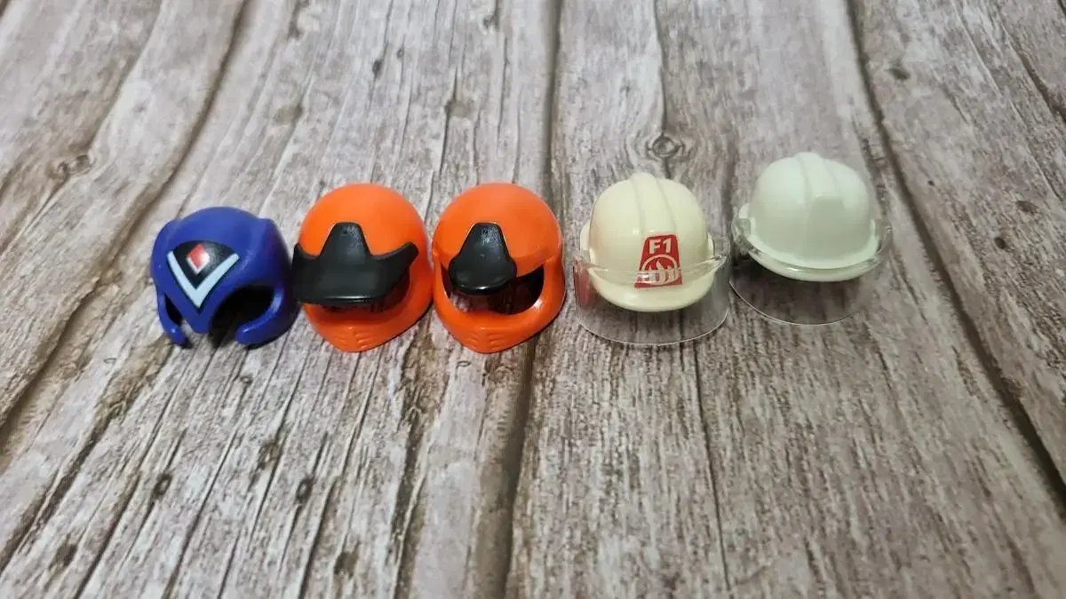 Playmobil Custom Props - Set of 5 Helmets