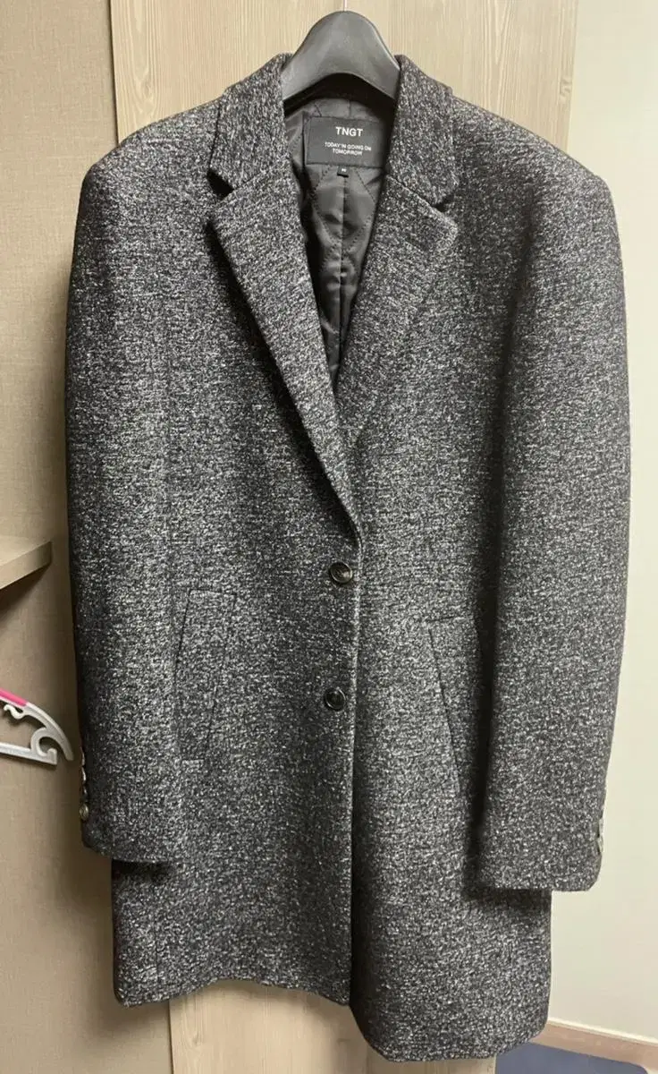 New) TNGT Men's Coat 95