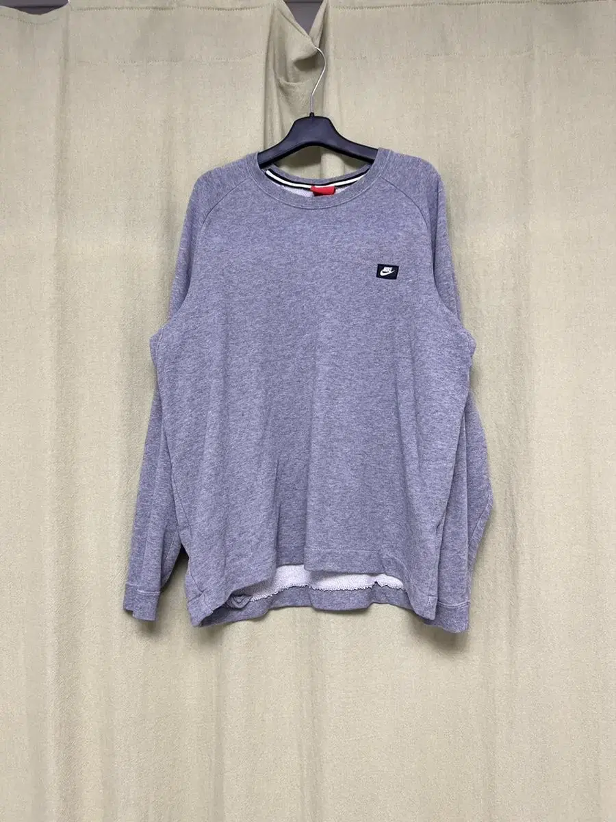 [Price: 23,000 won] Nike Gray Plain Man-to-Man XL(105)