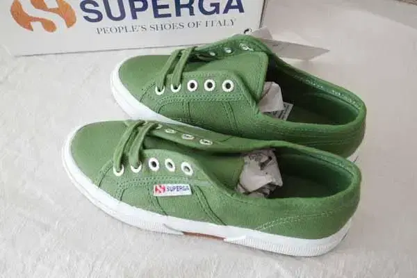 수페르가(Superga) 켁터스그린 스니커즈 230