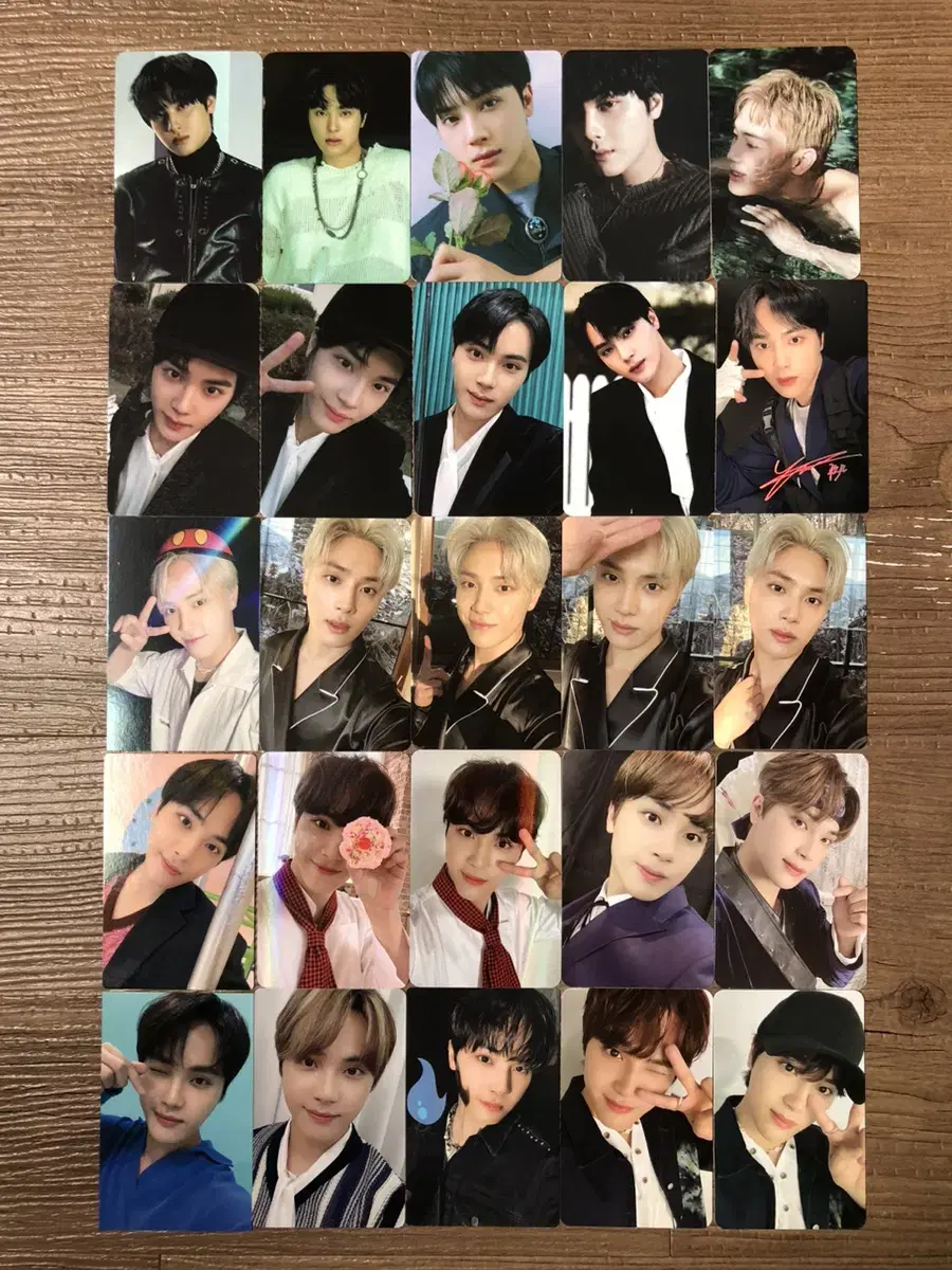 Disposition) The Boyz juhaknyeon 25 tickets bulk photocard WTS