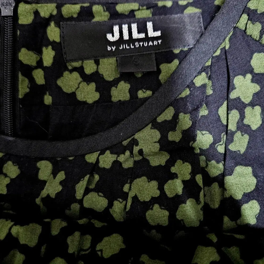 JILL STUART 블랙카키 원피스(55)