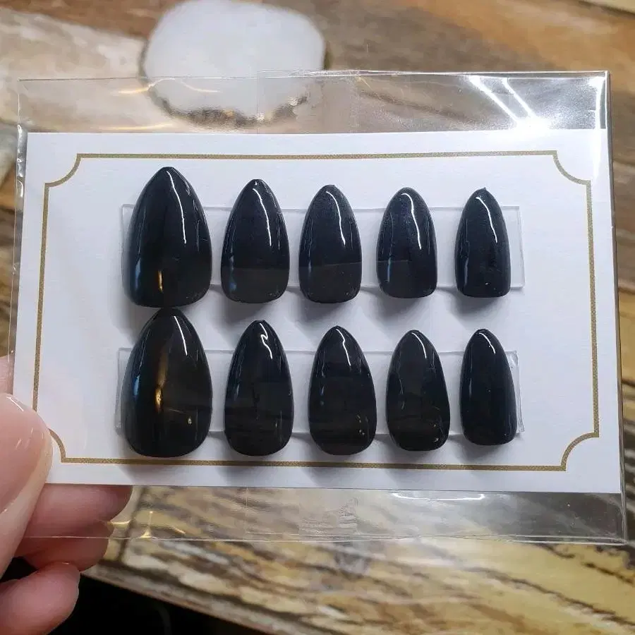 핸드메이드 젤네일팁 수제네일팁 (Black Almond)