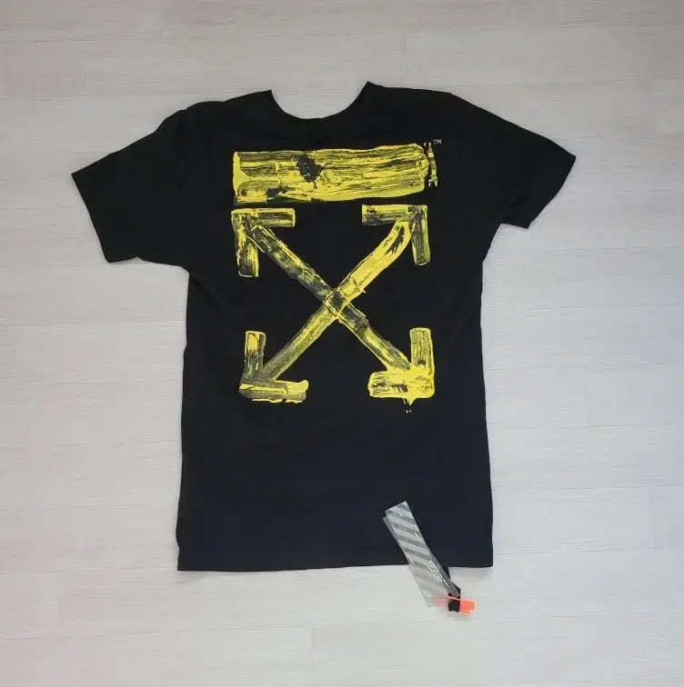 (Genuine) Off-White Vahn Tee Size S