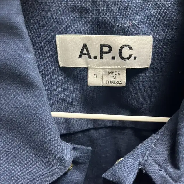 APC 셔츠