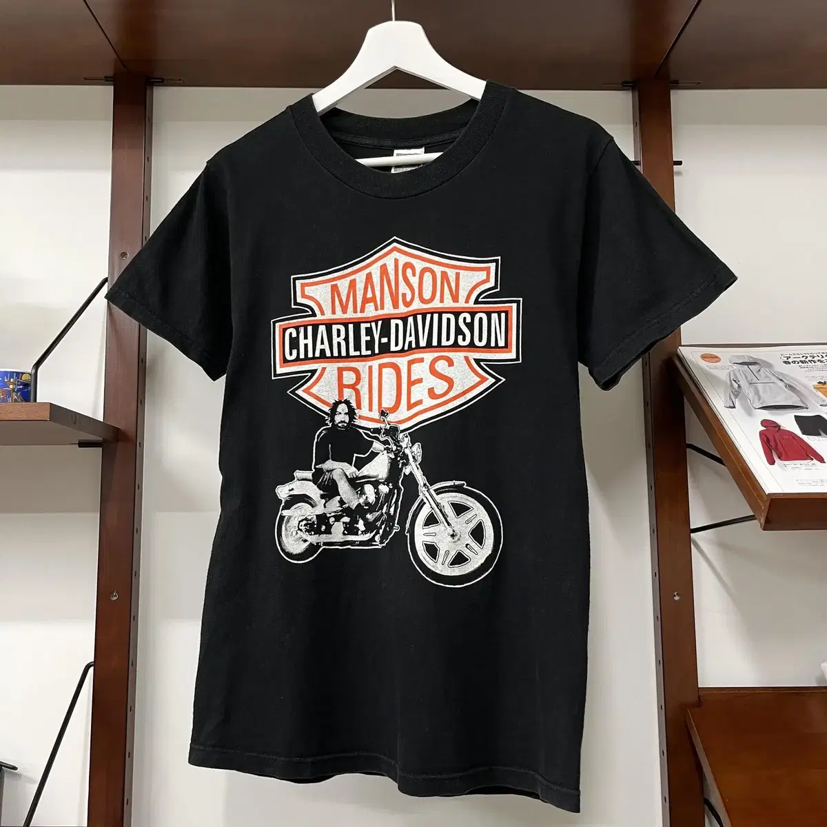 Charley Davidson T-shirt