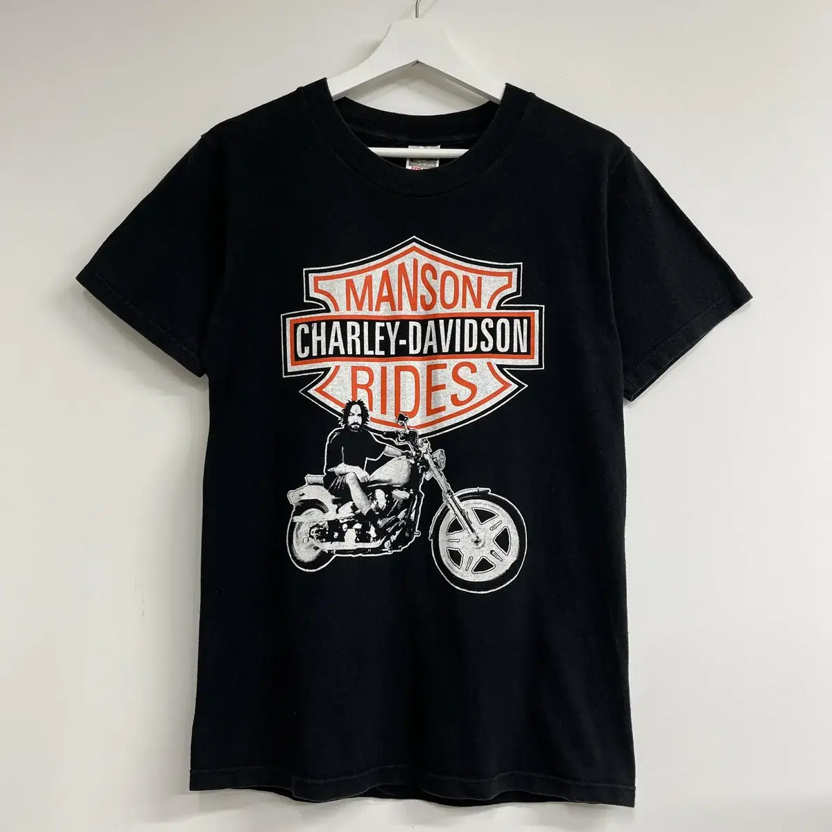 Charley Davidson T-shirt