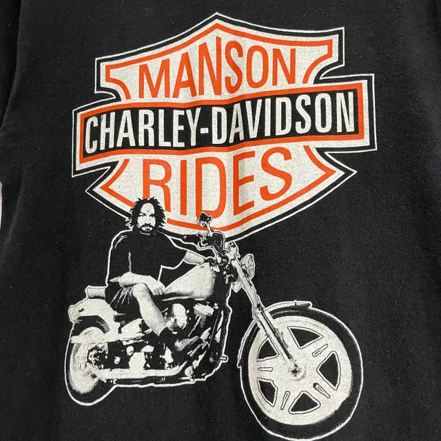 Charley Davidson T-shirt