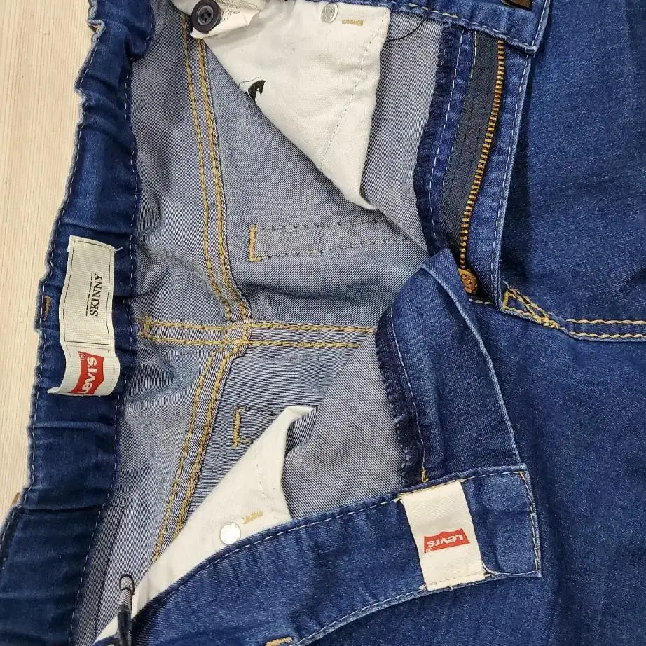 Levi's (리바이스) 여성 청반바지