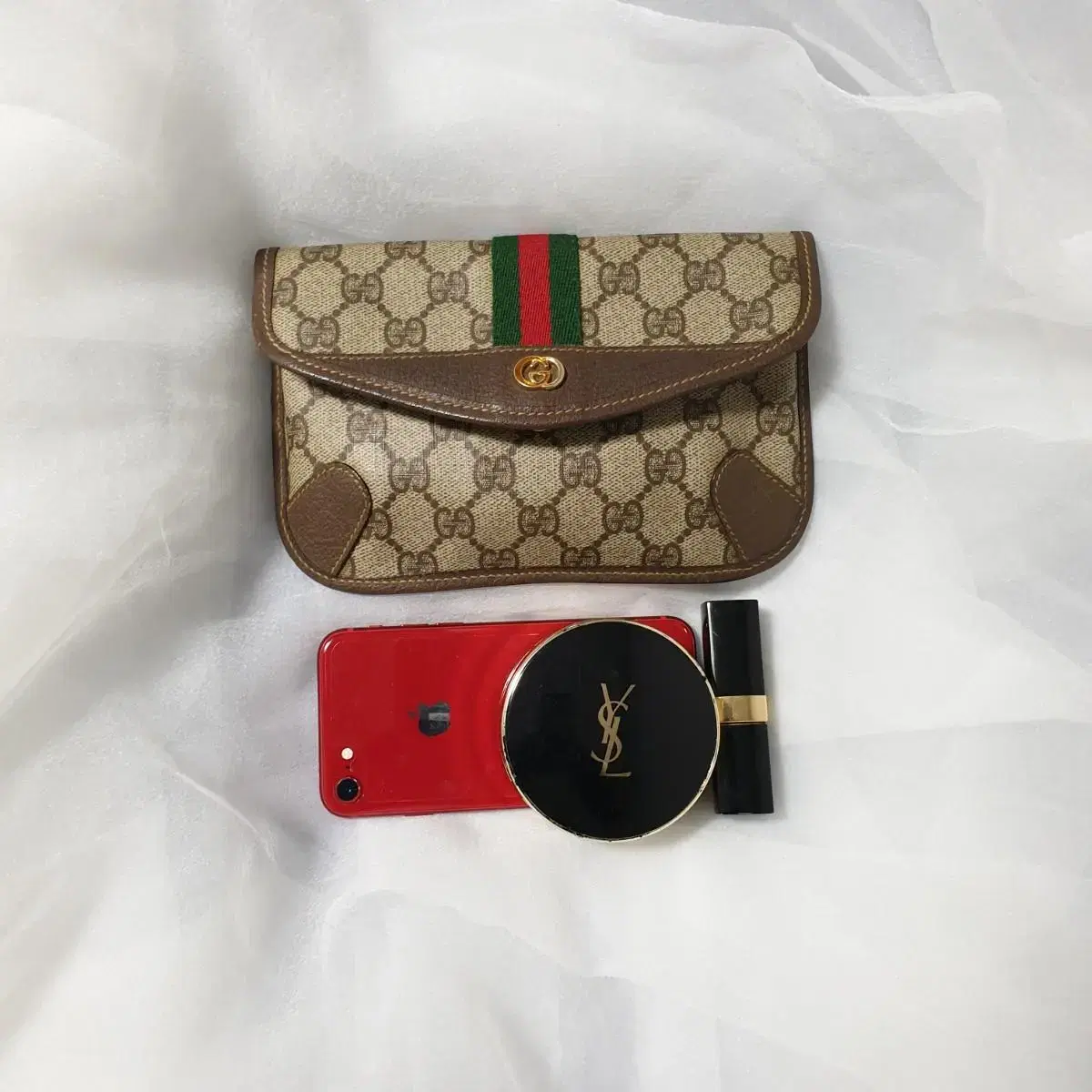 (Rare item) Gucci Odipia Mini Powch Bag