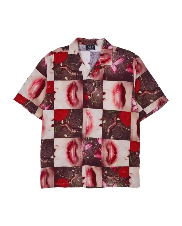 Pleasures 플레져스 wormy lips button shirt