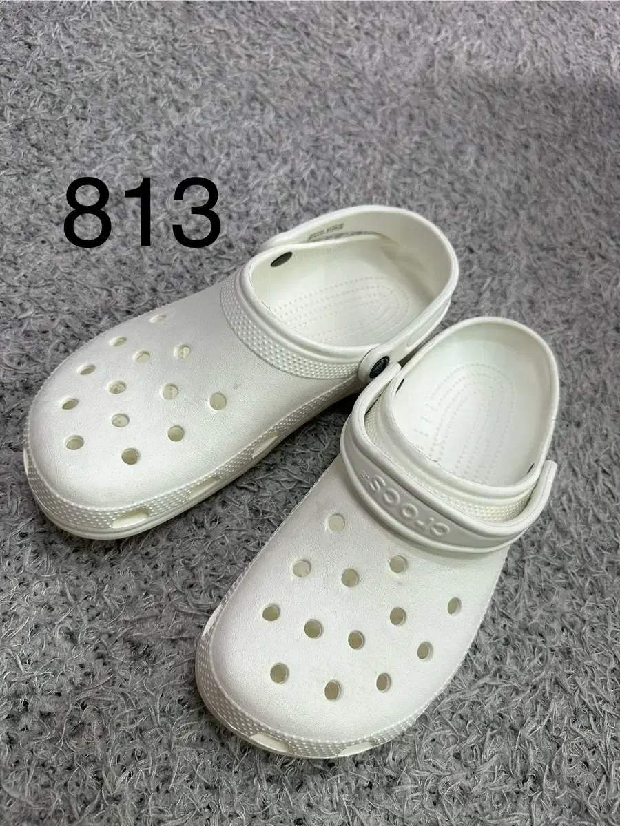 [M10]813.크록스 화이트