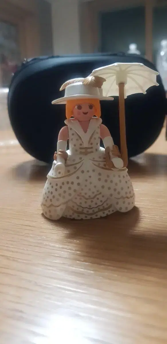 playmobil 하얀드레스