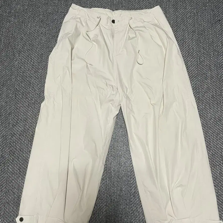 유니폼브릿지 ballon pants g.beige