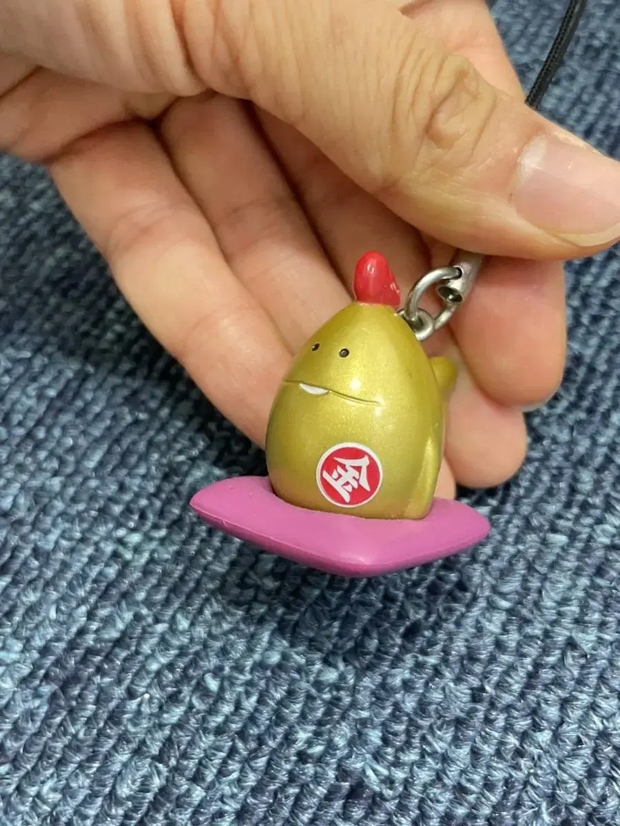 Nameko Golden Chicken Keyring