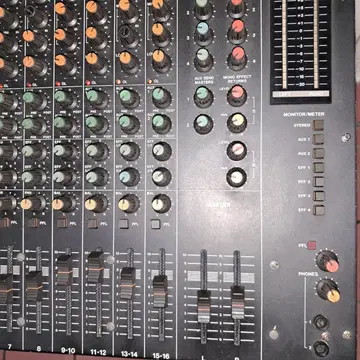 Z7★TASCAM タスカム ステージミキサー M-1016　送料無料　保証付 Z7☆TASCAM タスカム ステージミキサー M-1016 送料無料 保証付 Tascam