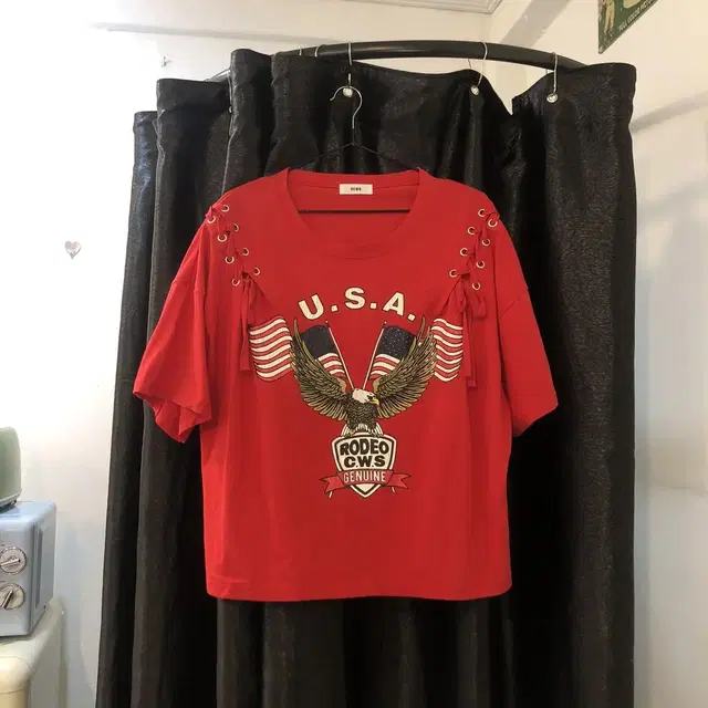 Vintage rodeo crowns u.s.a red t